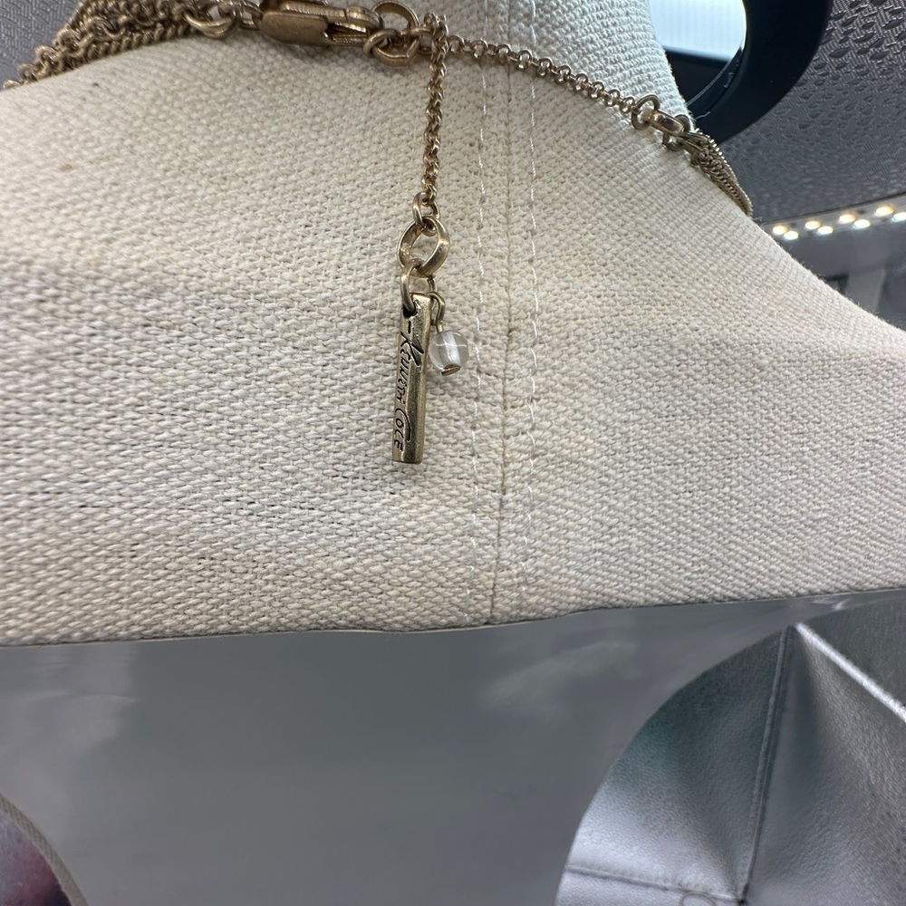 Vintage Kenneth‎ Cole Necklace Multistrand Goldtone with White Magnesite Stones - Picture 5 of 7
